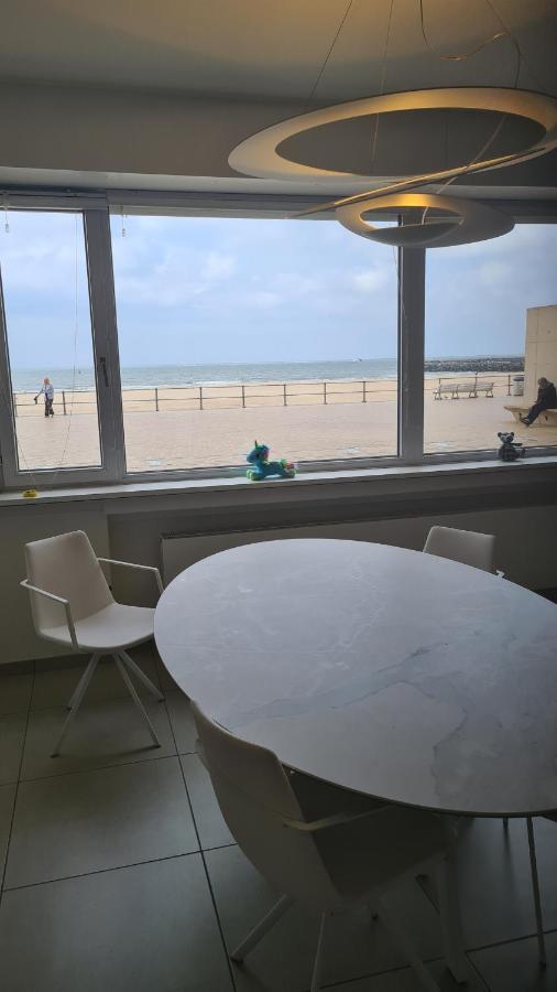 Frontaal Gelijkvloers Seaview 80M² 2 Slp Leilighet Oostende Eksteriør bilde