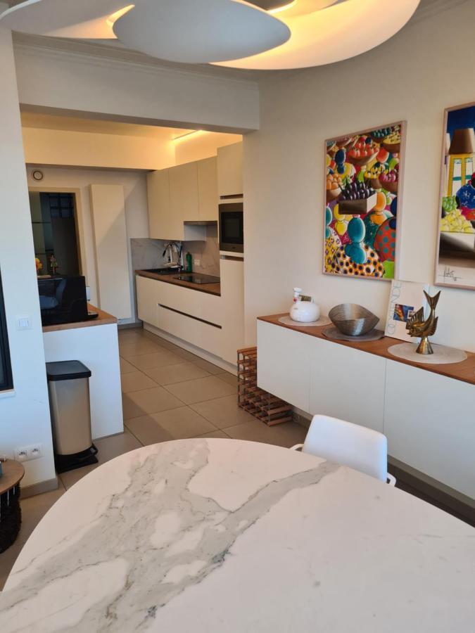 Frontaal Gelijkvloers Seaview 80M² 2 Slp Leilighet Oostende Eksteriør bilde